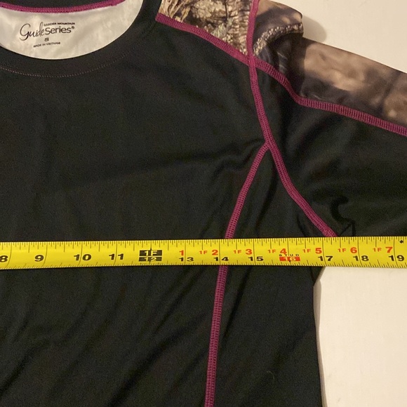 Gander Mountain Guide Series Base Layer Camo top - Picture 6 of 7